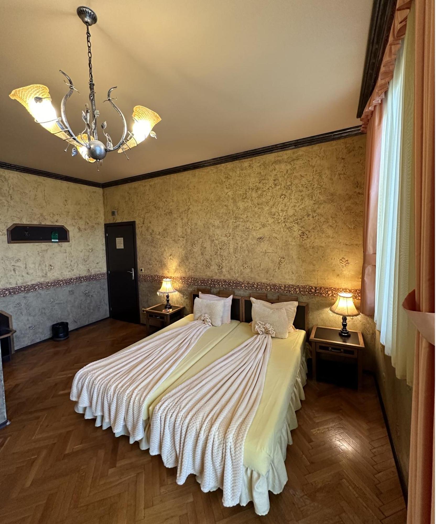 Guesthouse Petra Veliko Tarnovo Luaran gambar