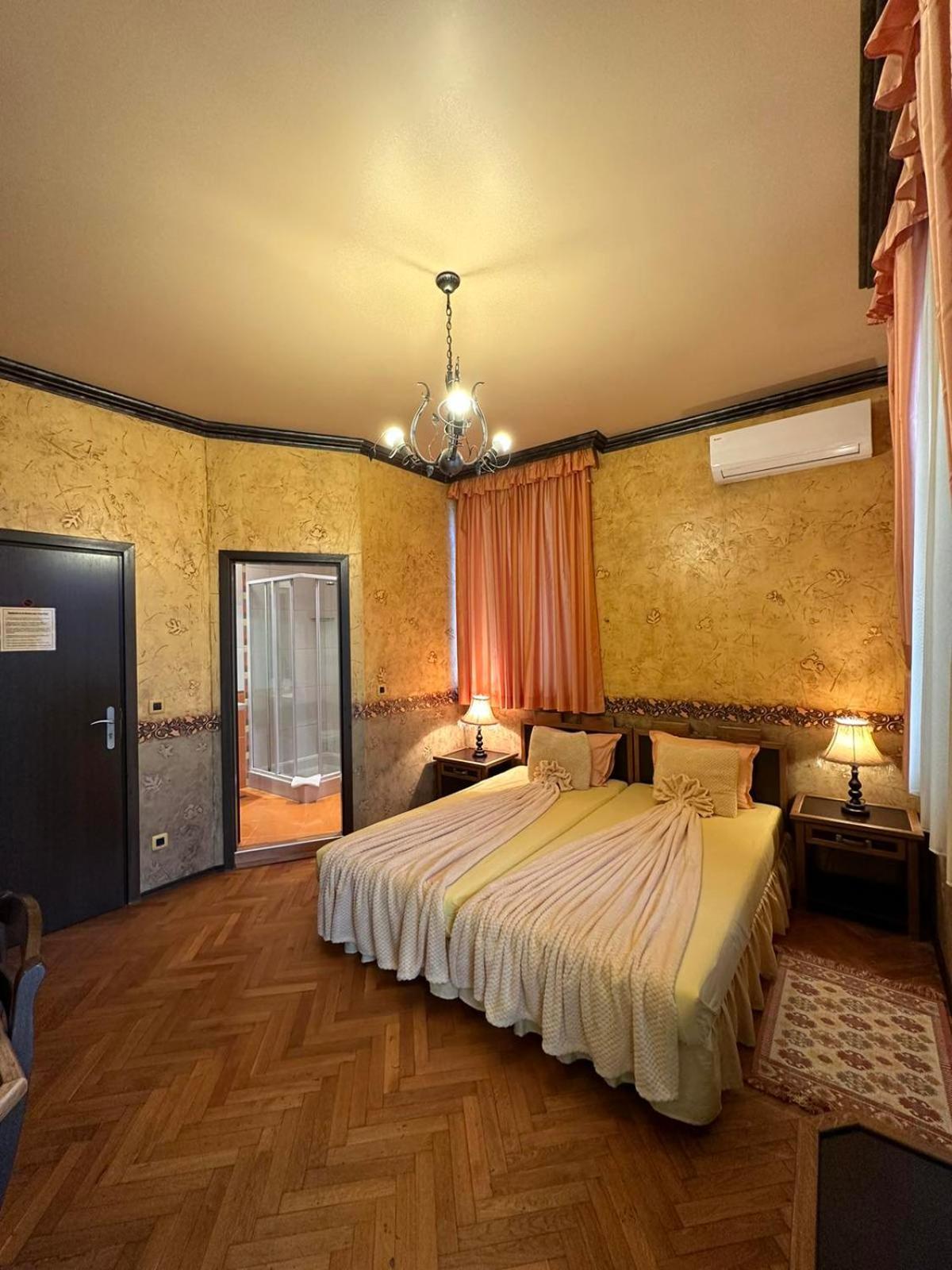 Guesthouse Petra Veliko Tarnovo Luaran gambar